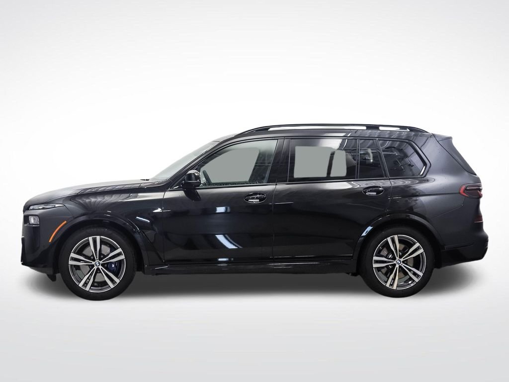 Used 2026 BMW X7 M60i with VIN 5UX33EM01T9238773 for sale in Minneapolis, Minnesota