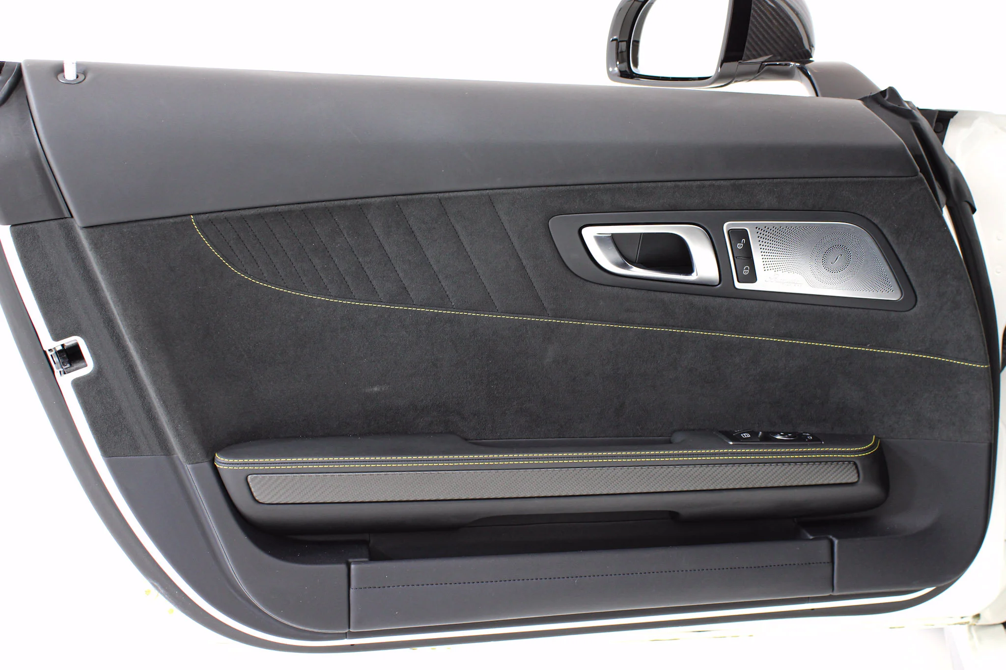 Used 2020 White Mercedes-Benz R PRO image 34