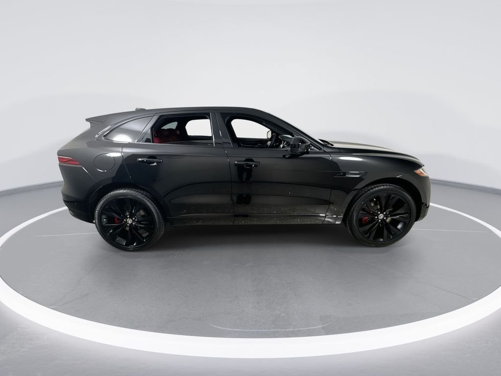 2026 Jaguar F-Pace R-Dynamic S - Photo 9