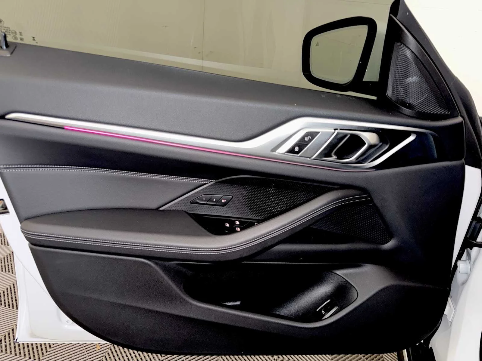 2025 BMW 4 Series 430i - Photo 11