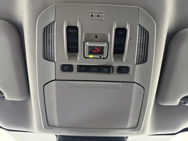 Used 2023 Wind Chill Pearl Toyota Limited image 15