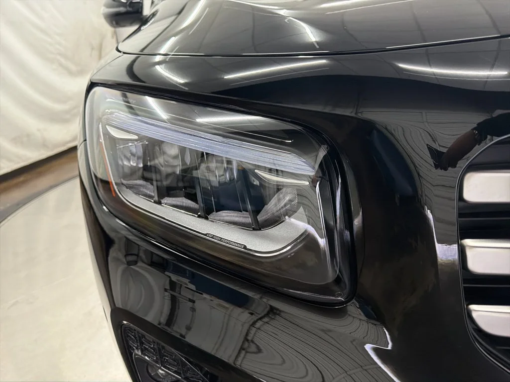 Used 2026 Black Mercedes-Benz GLB 250 image 10