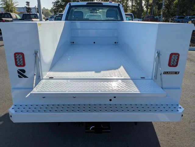 2026 Ford F-350 Super Duty Chassis Cab XL - Photo 13