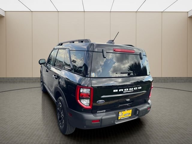 Used 2025 Black Ford Outer Banks image 21