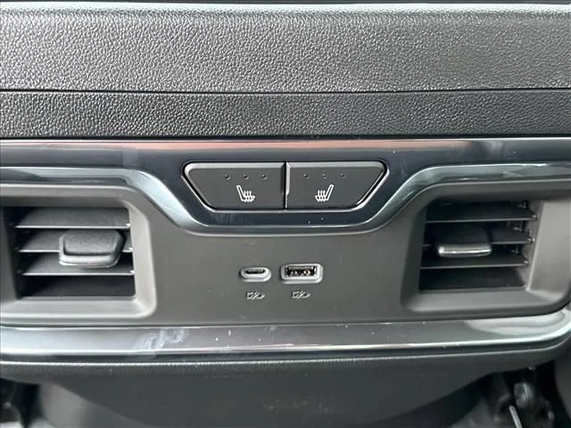 New 2026 Glacier White Tricoat GMC Denali Ultimate image 24