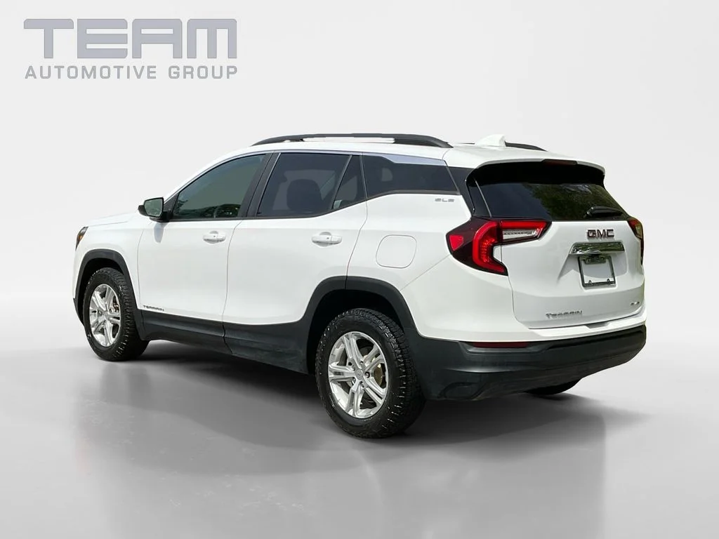 Used 2023 White GMC SLE image 5