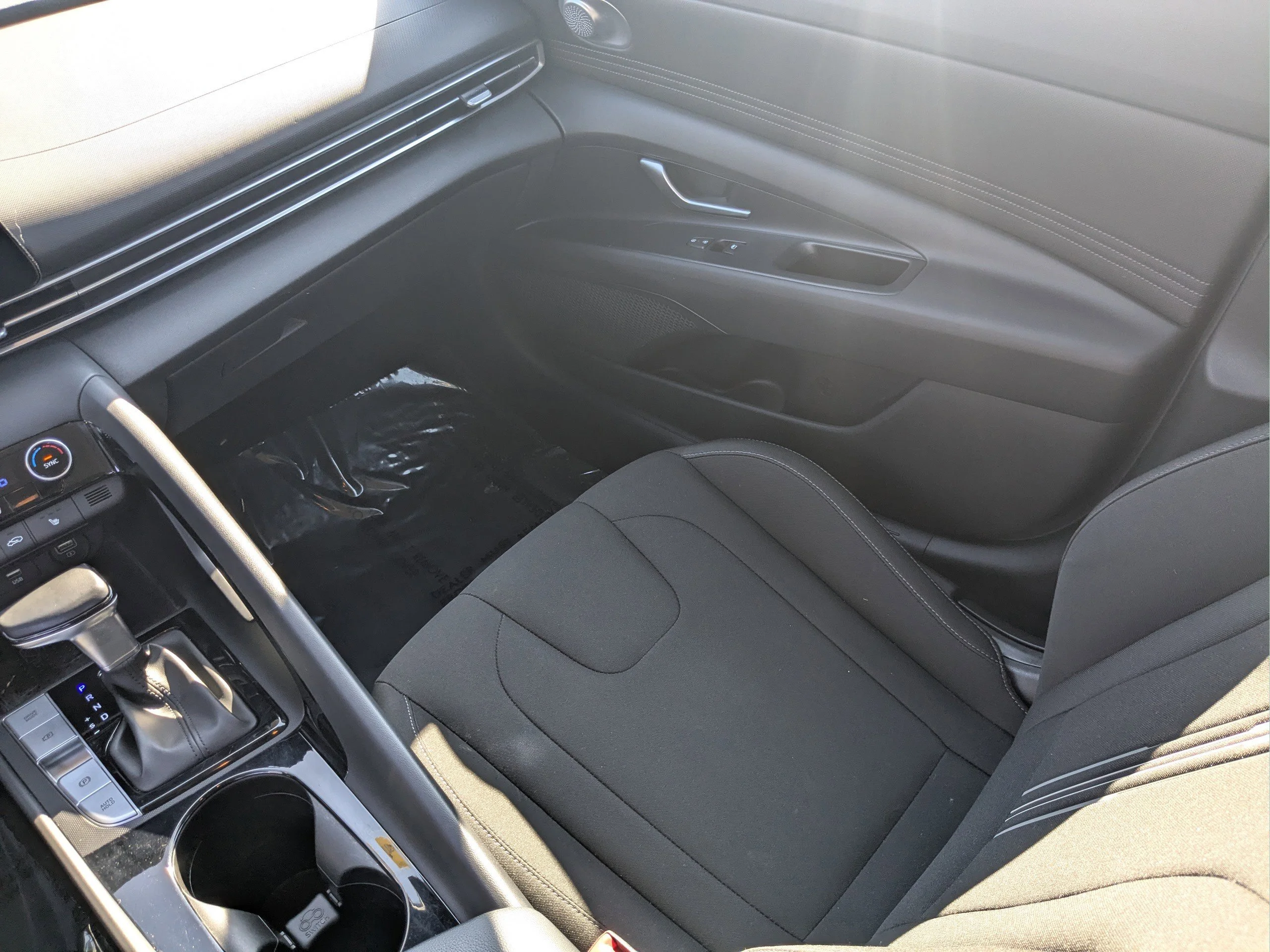Used 2022 Phantom Black Hyundai SEL image 14