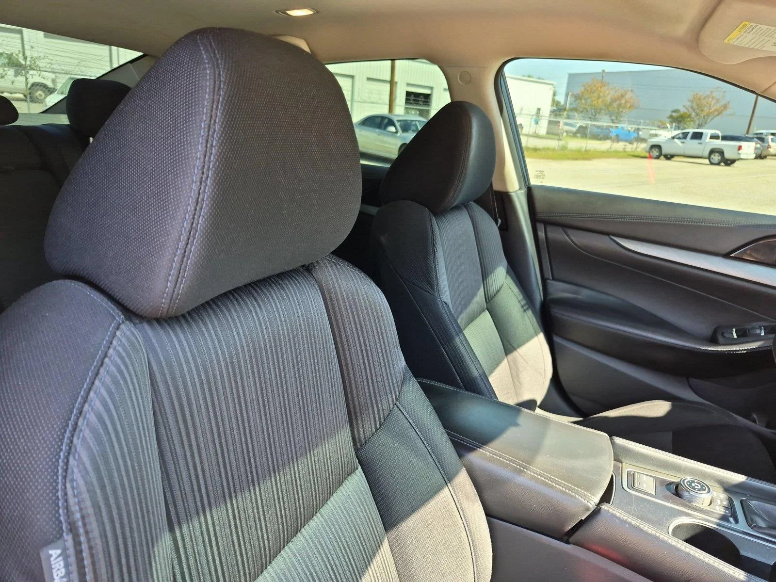 Used 2016 Super Black Nissan 3.5 S image 34
