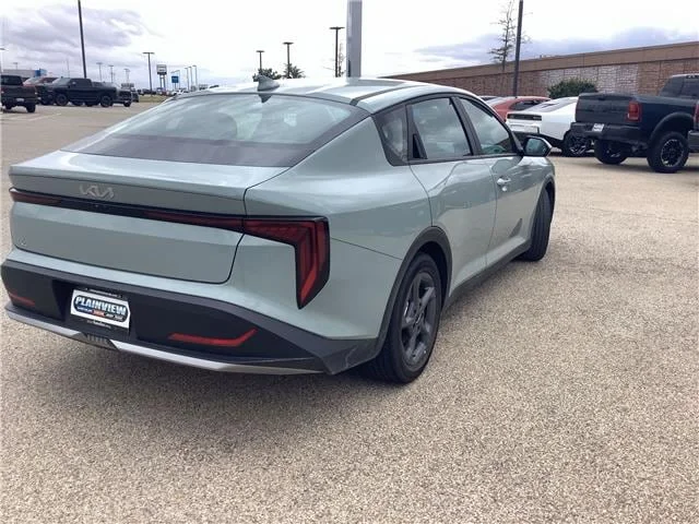 Used 2025 Steel Gray KIA LXS (IVT) image 8
