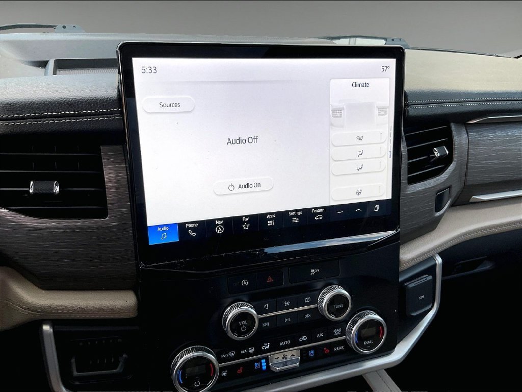 Used 2024 Gray Metallic Ford Limited image 19