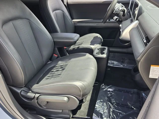 Used 2023 Green Hyundai SEL image 15