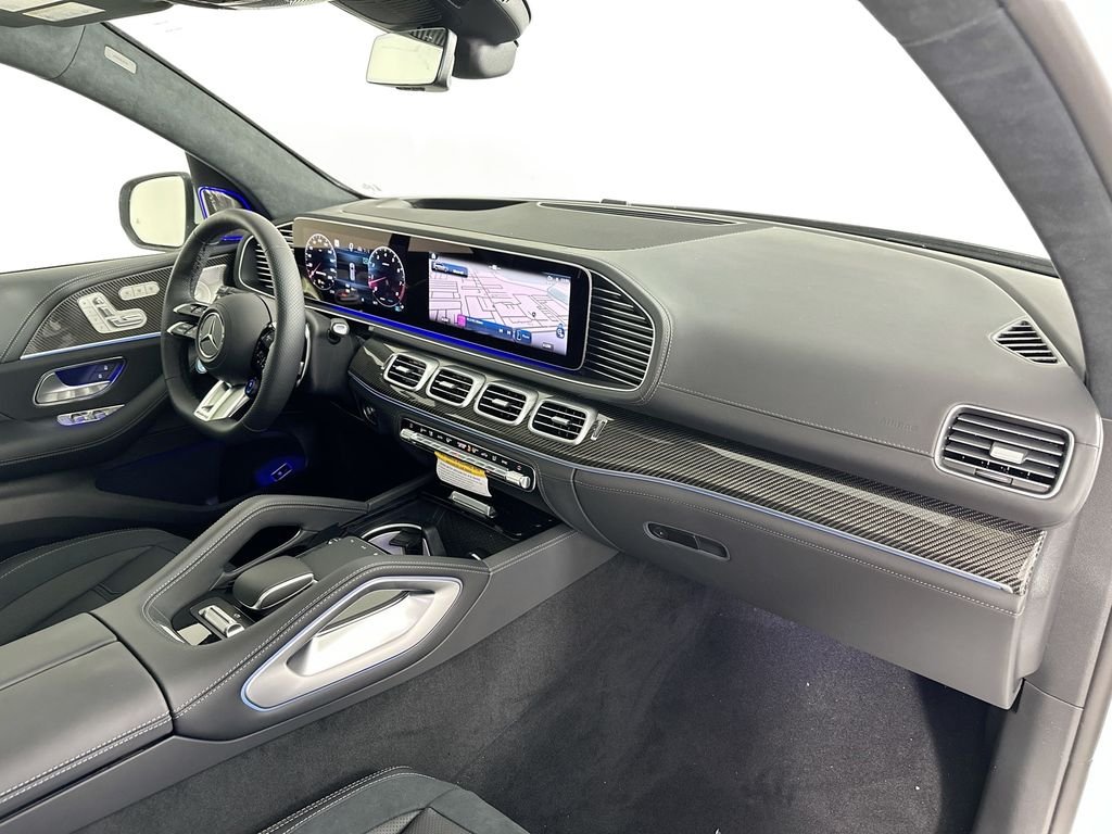 New 2026 MANUFAKTUR Moonlight White Metallic Mercedes-Benz GLS 63 AMG® image 32