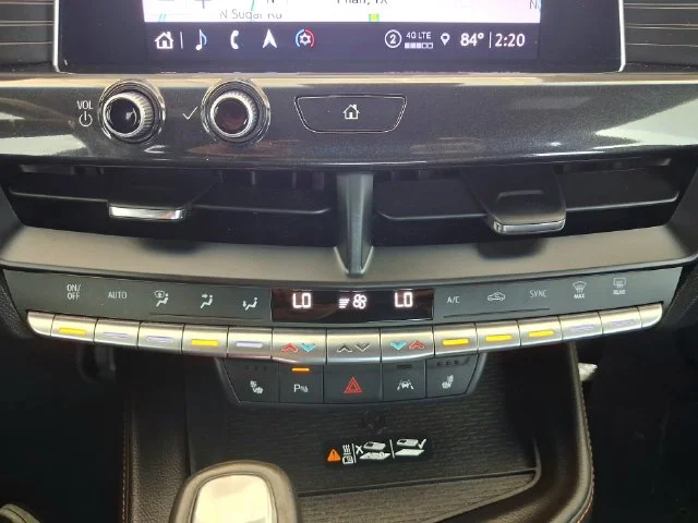 Used 2023 White Cadillac Sport image 21