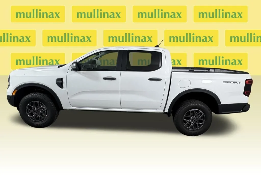 New 2025 White Ford XLT image 2