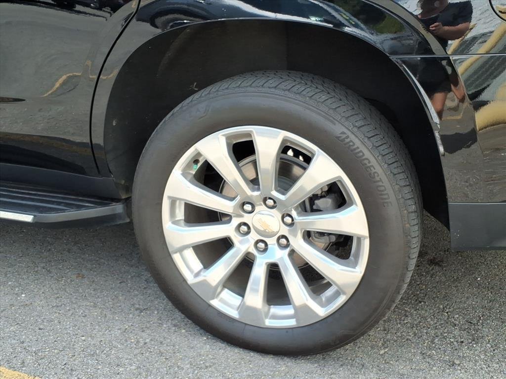 Used 2023 Black Chevrolet Premier image 15