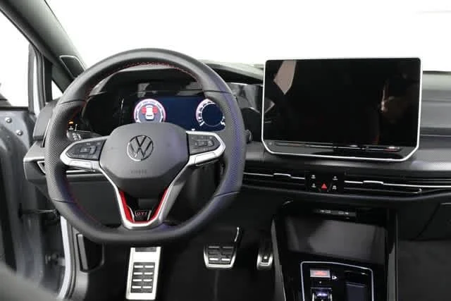 New 2026 Moonstone Gray Volkswagen SE image 3