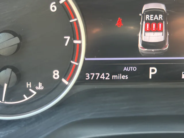 Used 2023 Red Nissan SL image 38