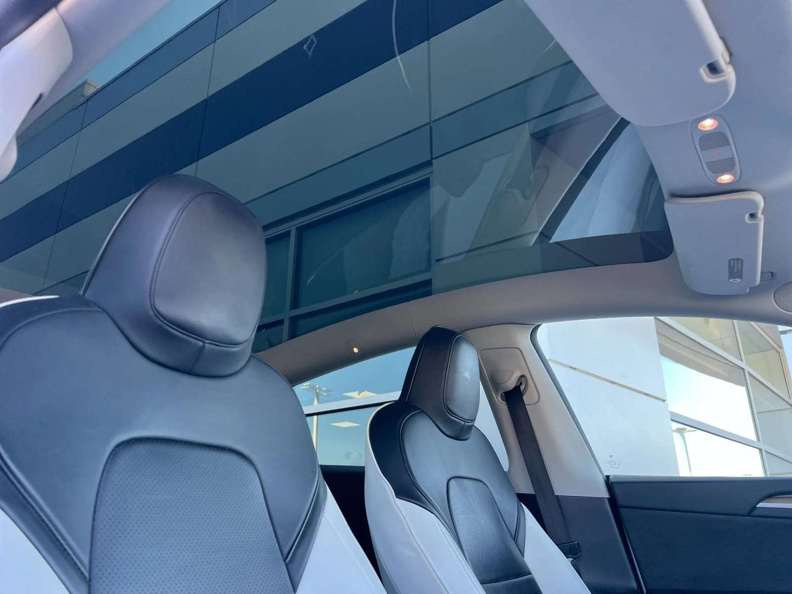 Used 2023 White Tesla Long Range image 16