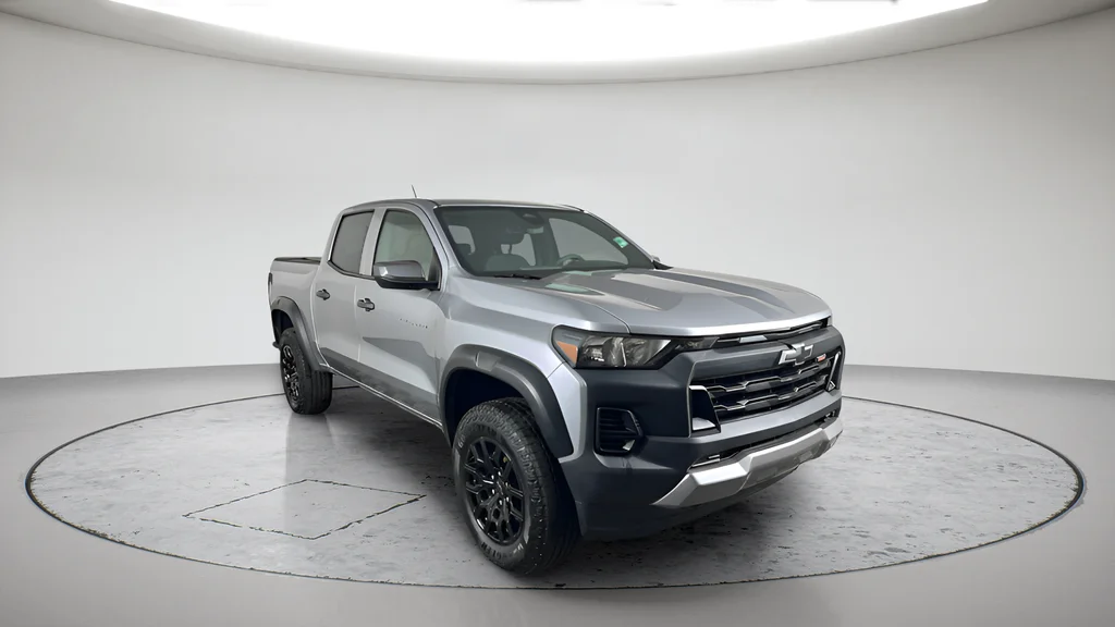 Used 2025 Gray Chevrolet Trail Boss image 1
