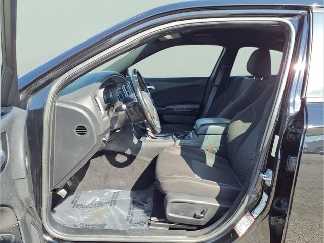 Used 2020 Black Dodge SXT RWD image 13