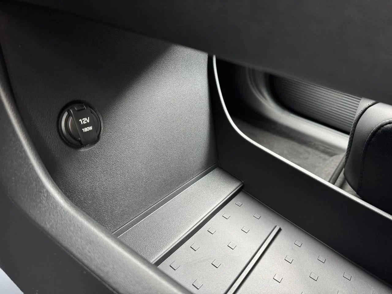 New 2027 Gray Hyundai SEL AWD image 19