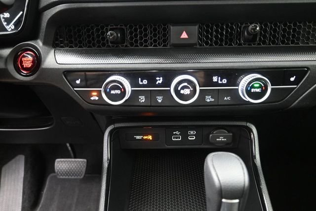 Used 2025  Honda EX image 27