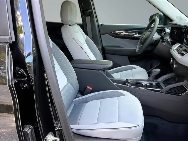 2026 Chevrolet Trailblazer LS - Photo 11