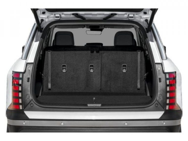 New 2026 Gray Hyundai SEL Premium image 13
