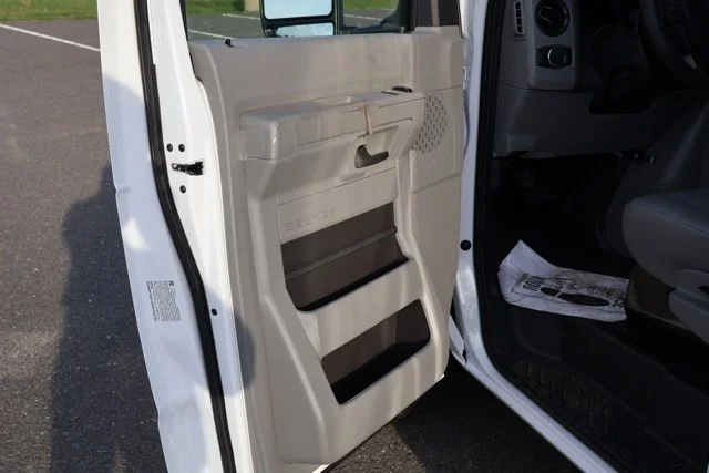 2026 Ford E-Series Cutaway Base - Photo 18
