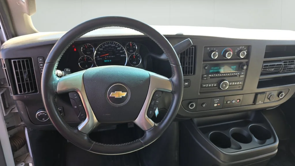 Used 2019 SUMMIT WHITE Chevrolet CUTWAY image 14