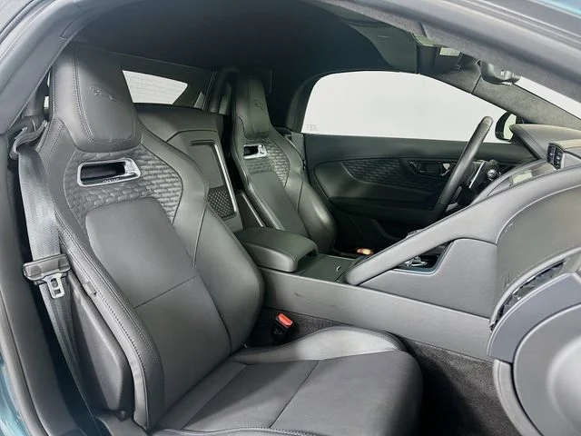 2024 Jaguar F-Type R75 - Photo 26
