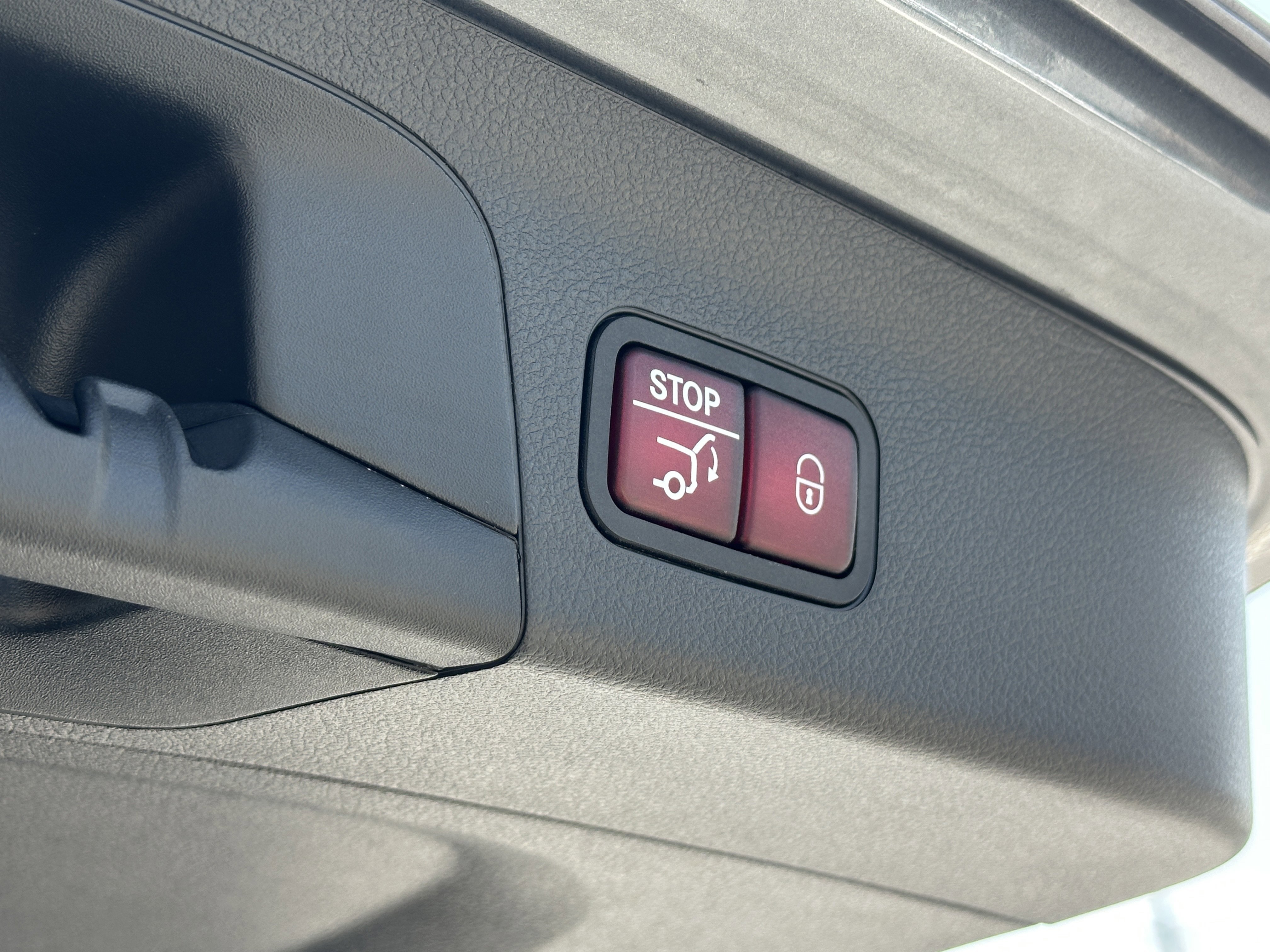 2024 Mercedes-Benz GLS Base - Photo 23