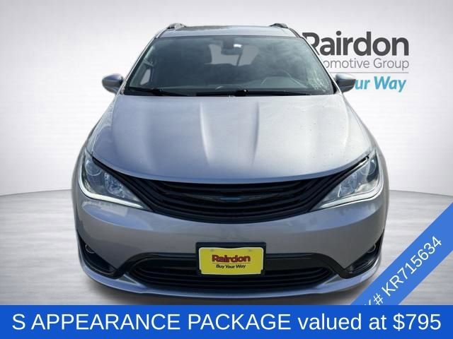 Used 2019 Chrysler Pacifica Hybrid Touring L with VIN 2C4RC1L71KR715634 for sale in Sumner, WA