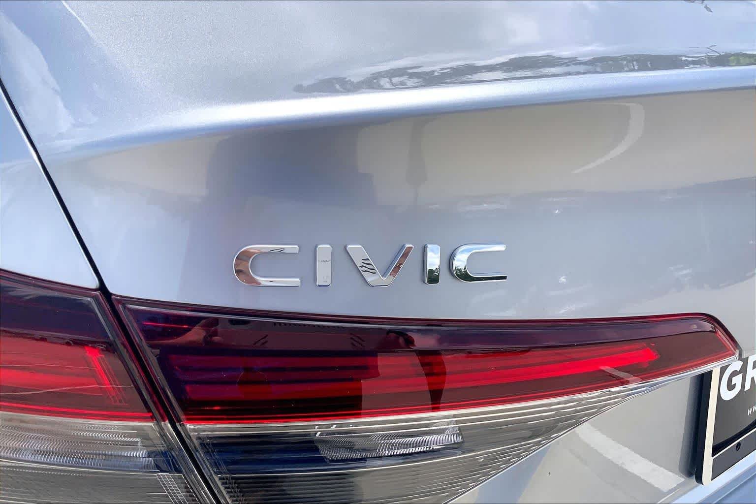 Used 2025 Solar Silver Metallic Honda Sport image 30