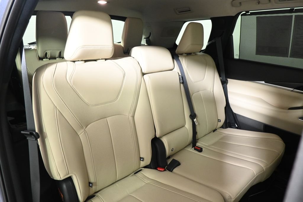 Certified Used 2023 Blue INFINITI Sensory image 35
