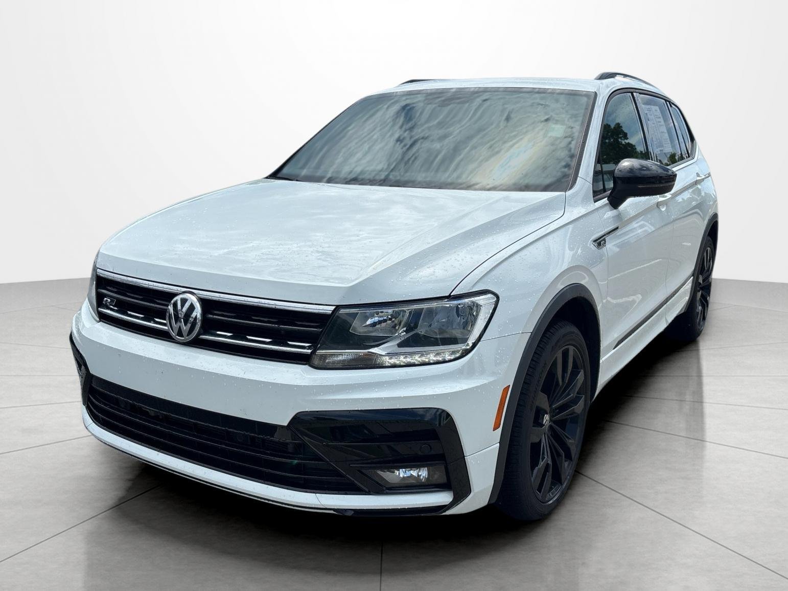2021 Volkswagen Tiguan 2.0T SE R-Line Black's photo