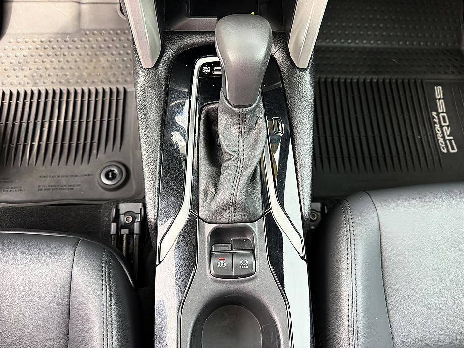 Used 2024 Silver Toyota Hybrid XSE image 19