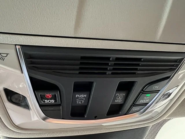 New 2026 Majestic Black Pearl Acura Advance Package image 18