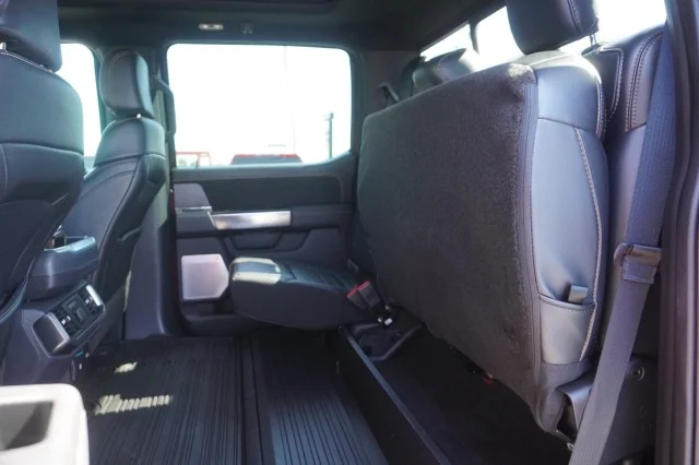 2023 Ford F-150 Platinum - Photo 25