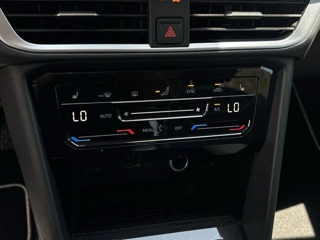 New 2026 Gray Volkswagen 1.5T SE image 15