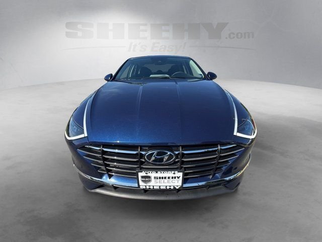 Used 2021 Blue Hyundai SE image 19