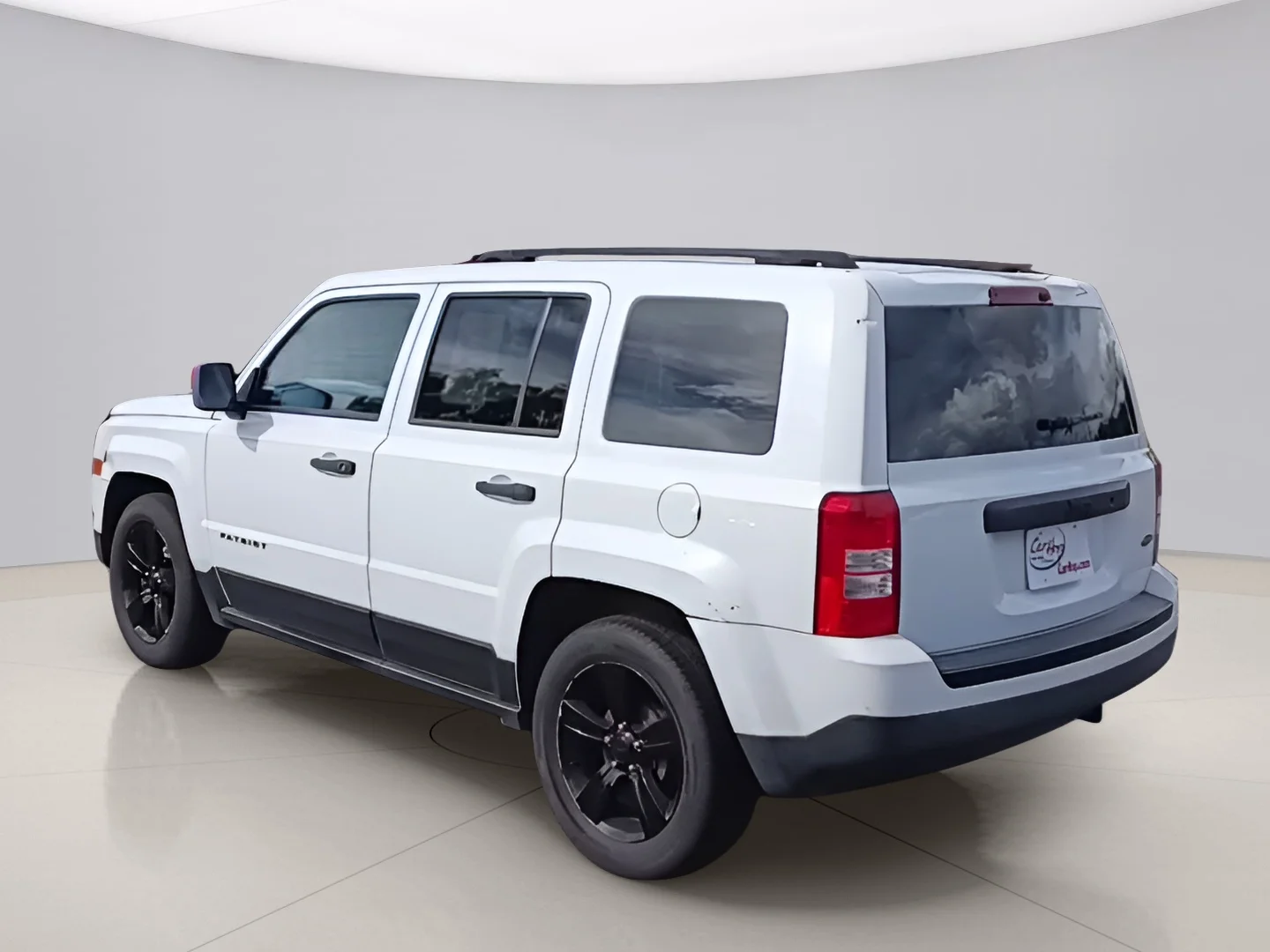 Used 2015 White Jeep SPORT image 5
