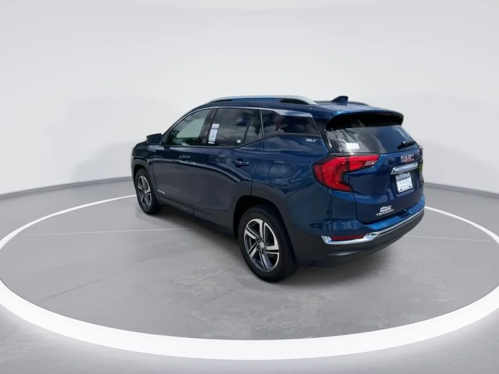 Used 2021 Blue GMC SLT image 6