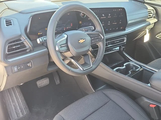 New 2026 Summit White Chevrolet LT image 22