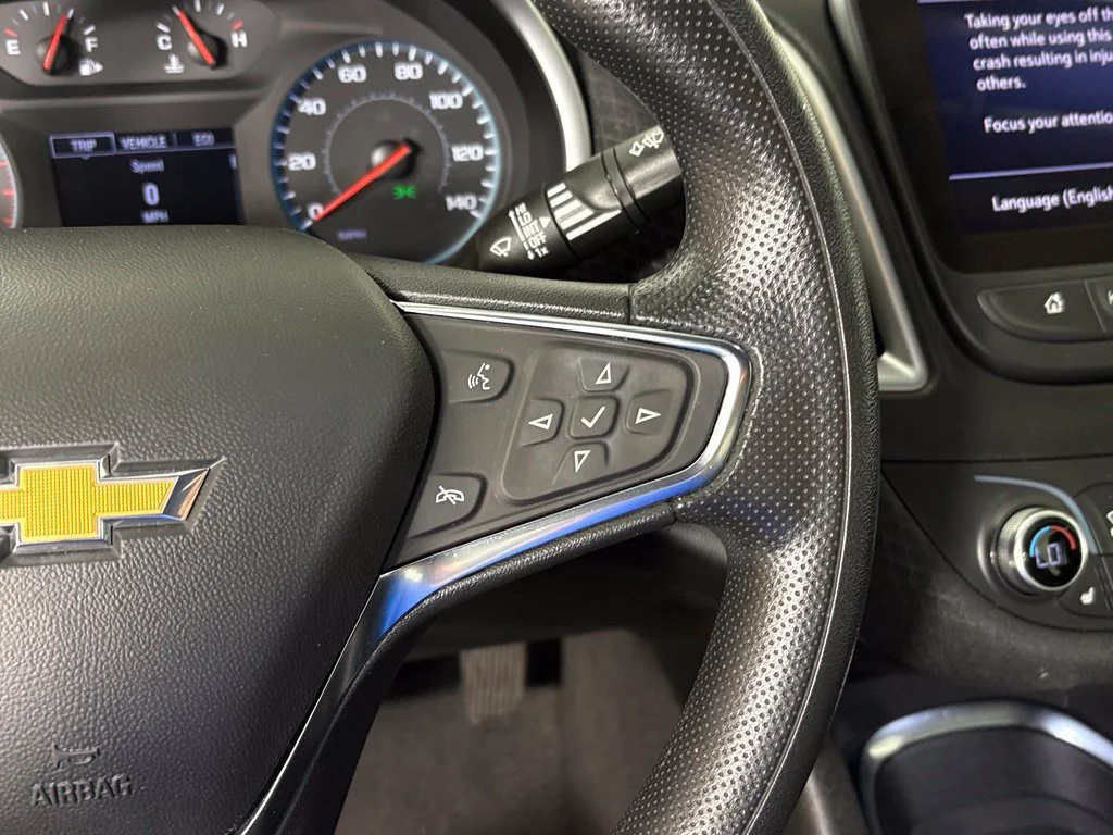 Used 2024 Summit White Chevrolet 1LT image 20