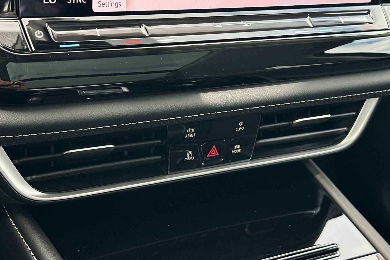 New 2026 Pure Gray Volkswagen SE w/Technology image 21