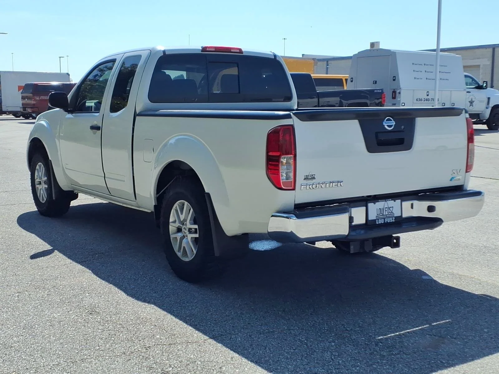 Used 2019 Glacier White Nissan SV image 5