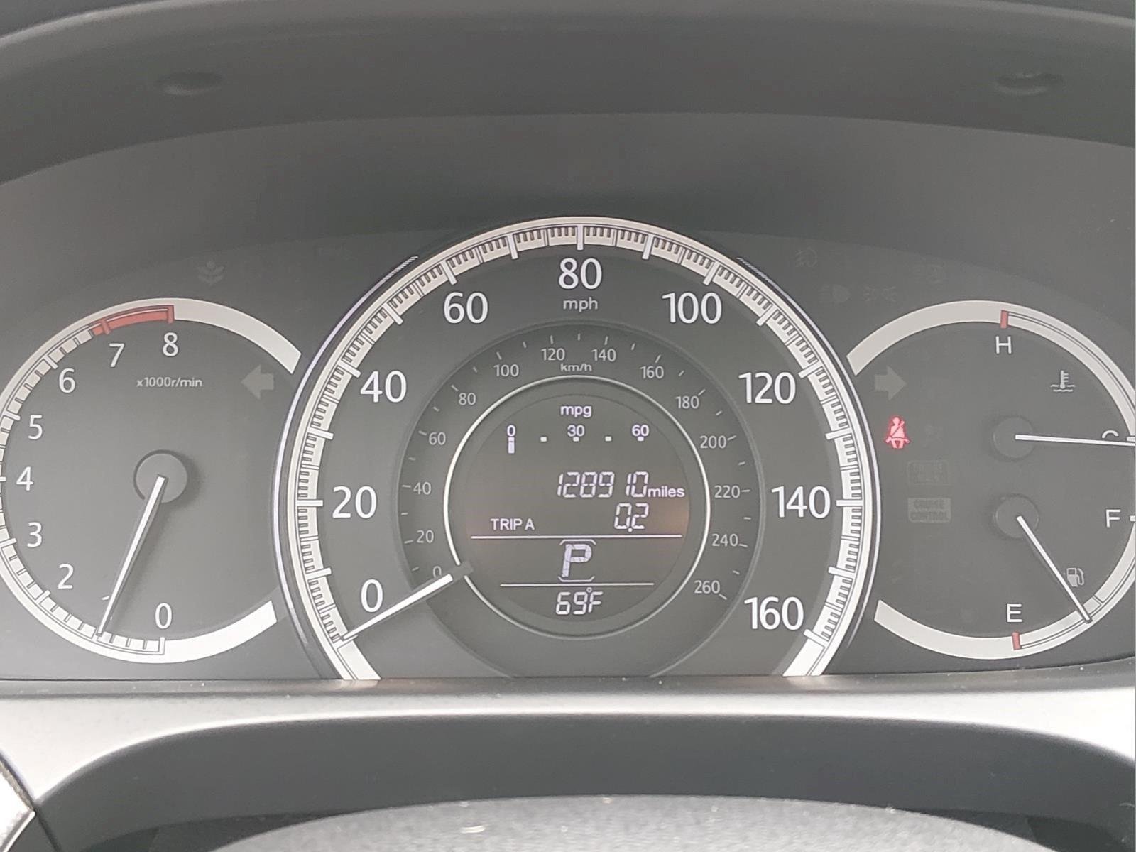 Used 2015  Honda LX image 29