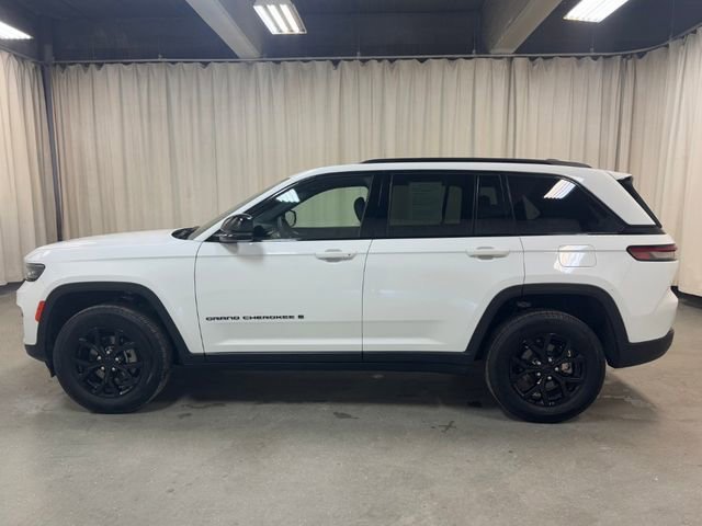Used 2025 Bright White Jeep Altitude image 8