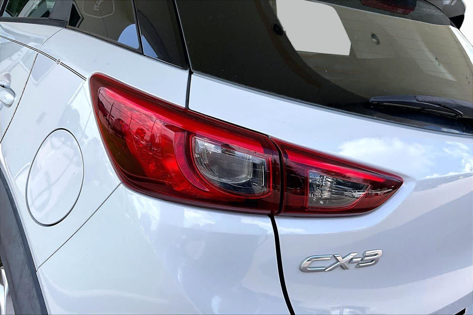 Used 2016 Ceramic Silver Metallic Mazda Touring image 27